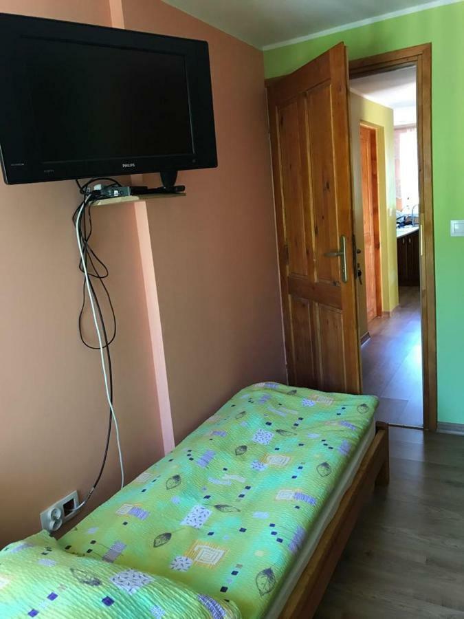 Malinowy Domek Mlynczyska Εξωτερικό φωτογραφία